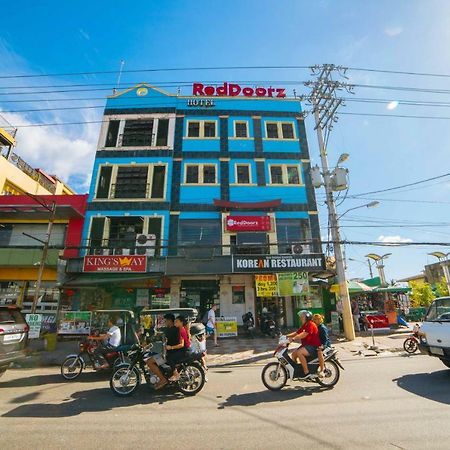 Reddoorz @ Fields Avenue Angeles City Dış mekan fotoğraf