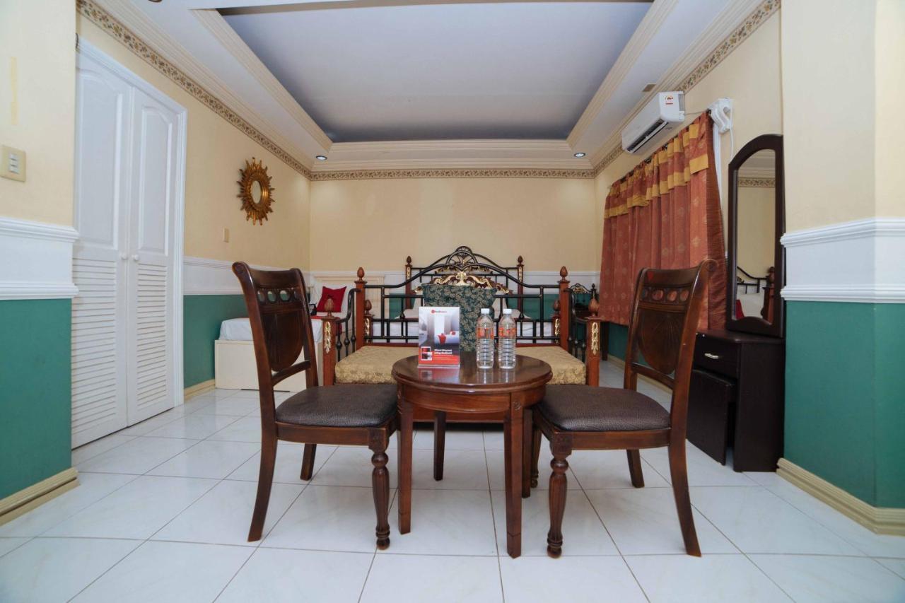Reddoorz @ Fields Avenue Angeles City Dış mekan fotoğraf
