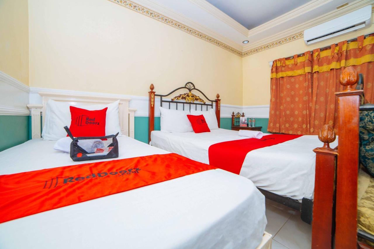 Reddoorz @ Fields Avenue Angeles City Dış mekan fotoğraf