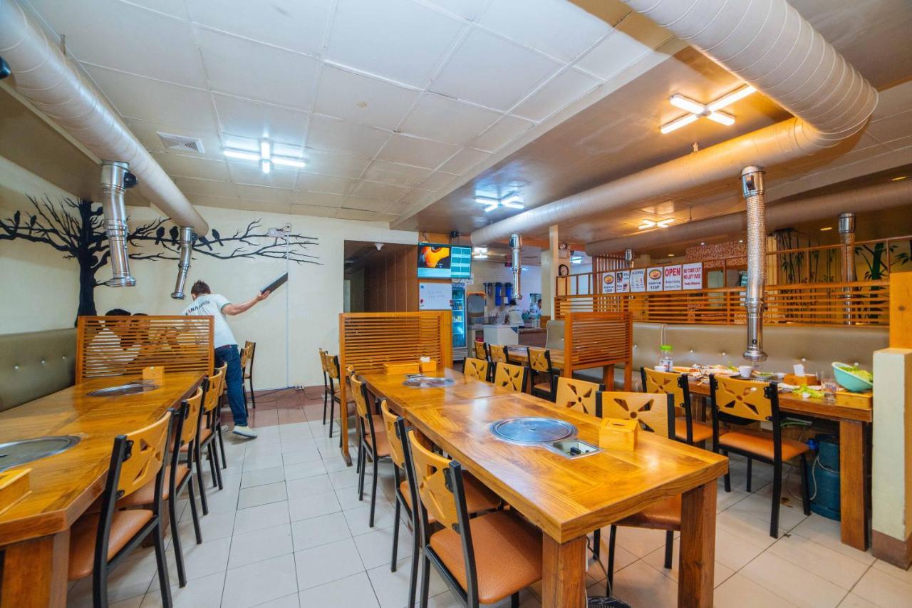 Reddoorz @ Fields Avenue Angeles City Dış mekan fotoğraf